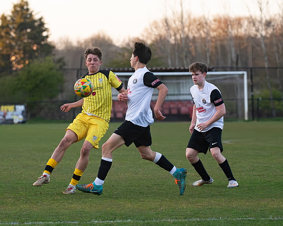 Game 1 - Kings Langley 0 v 3 Young Generals (55 of 259)-Enhanced-NR