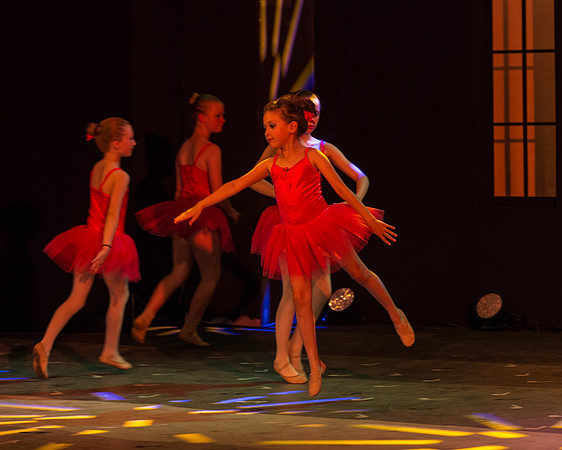 Maggie Monk - Act 1 - 10.Feather Theme (10 of 56)