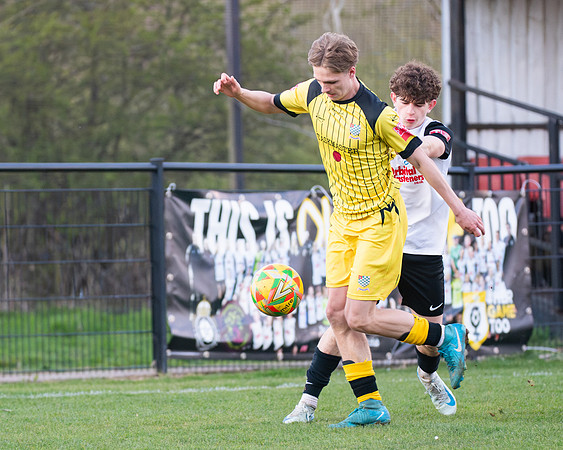 Game 1 - Kings Langley 0 v 3 Young Generals (115 of 259)-Enhanced-NR