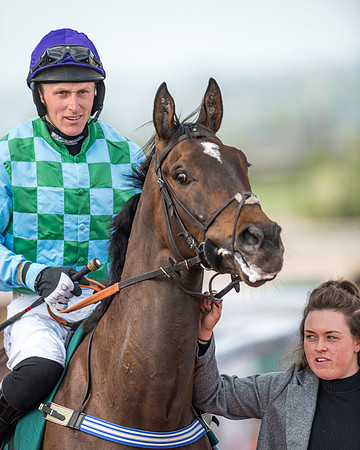 Race 2  -  Intermediate Point to Point Hunters' Steeple Chase (60 of 277)