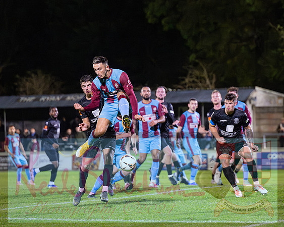 Chesham Utd 3 v 1 Chippenham Town (137 of 416)