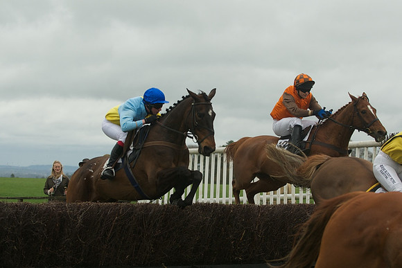 Race 2 - Confined 45