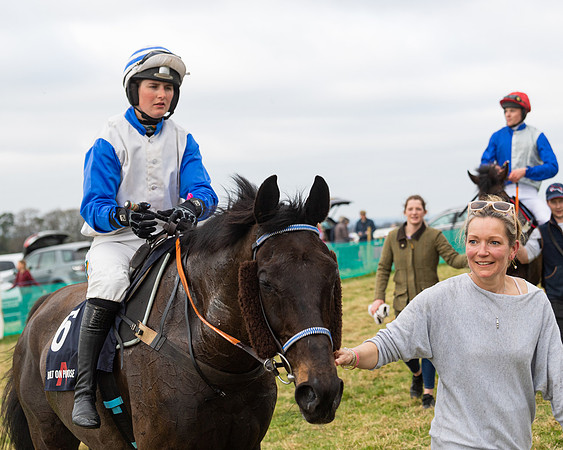 Race 5 - The Ineos Home Counties Grand National (83 of 133)