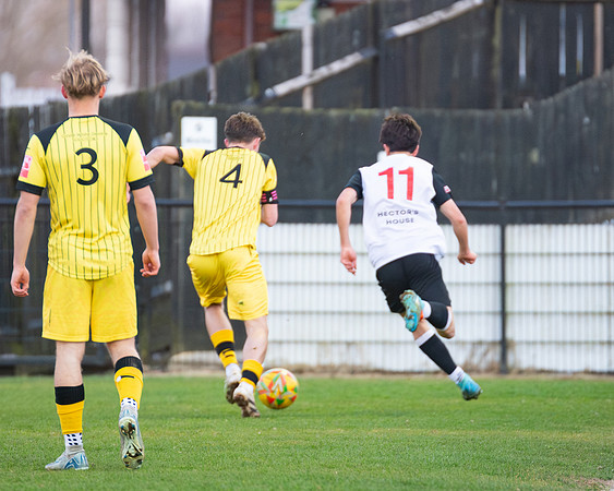 Game 1 - Kings Langley 0 v 3 Young Generals (121 of 259)-Enhanced-NR