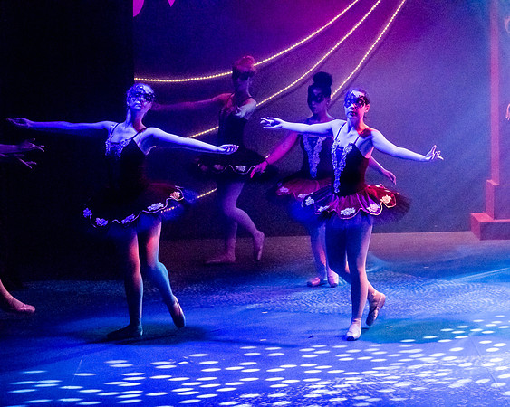 15 - Masquerade (4 of 118)