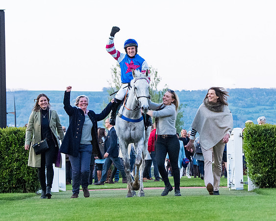 Race 7 - Glos Hussars  (174 of 245)