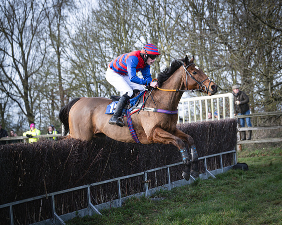 Race 3 - Novice Riders (98 of 122)