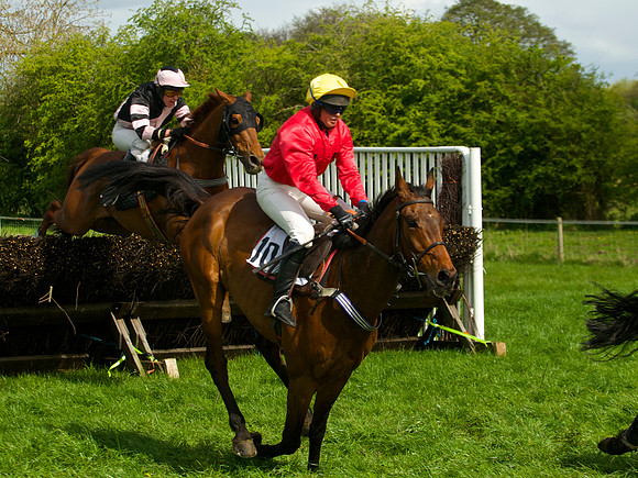 Race 3 - Aga Ladies Open 32