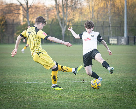 Game 1 - Kings Langley 0 v 3 Young Generals (14 of 259)-Enhanced-NR