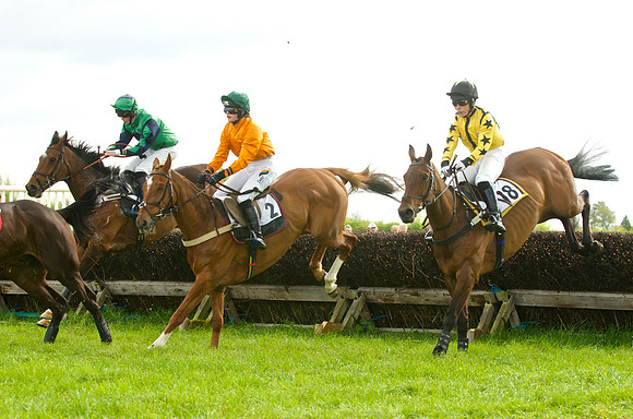 Kimblewick at Kimble Restricted Race