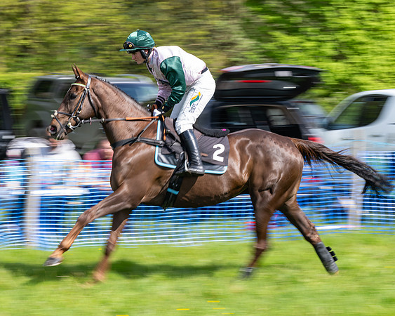 Race 4 -  2M4F Conditions  (25 of 102)
