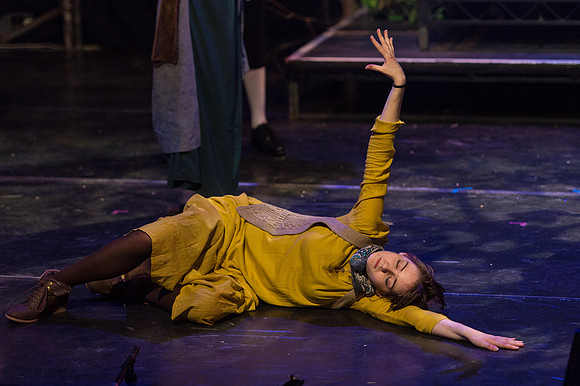 Thurs - Act 2 -  (82 of 199).jpg