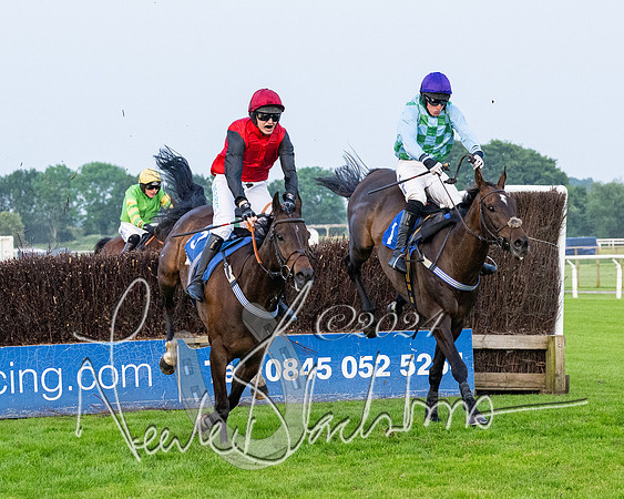 Race 5 - Peter Wright Handicap (68 of 117)