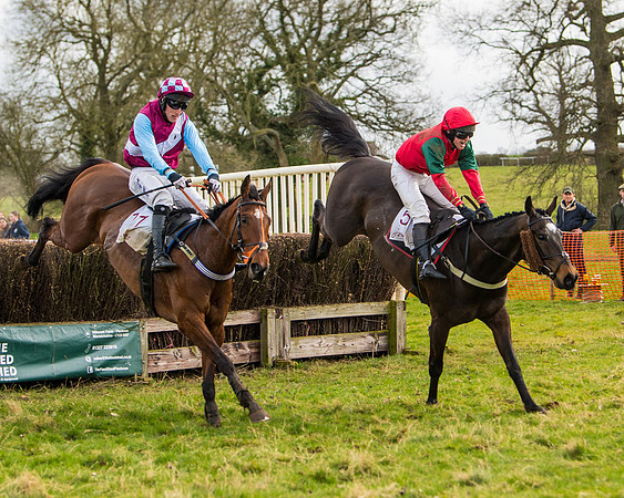 Race 3 - Restricted  (67 of 100)