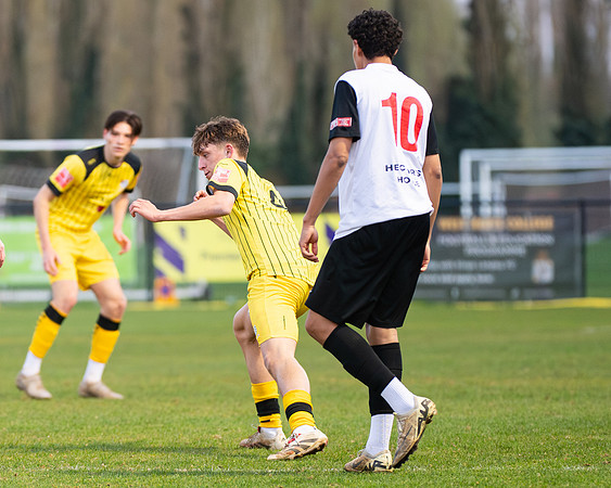 Game 1 - Kings Langley 0 v 3 Young Generals (145 of 259)-Enhanced-NR