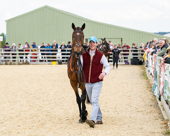 Race 2 - 2M4F Conditions (11 of 195)