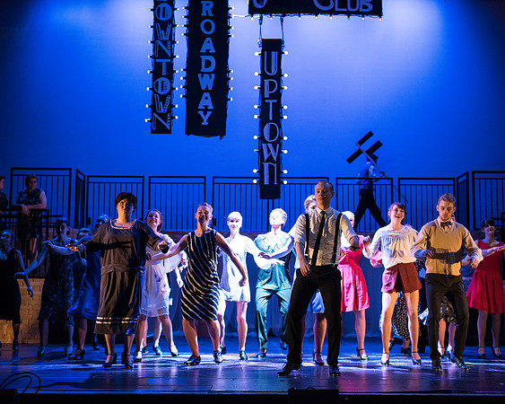 Singing in th Rain -  Friday - Act 2  (111 of 206)