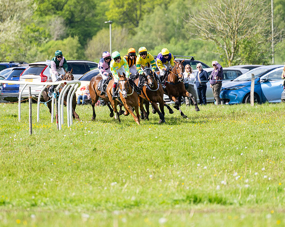 Race 4 -  2M4F Conditions  (51 of 102)