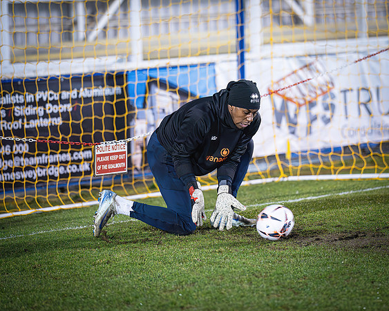 Farnborough 2 Chesham Utd 1 (29 of 368)