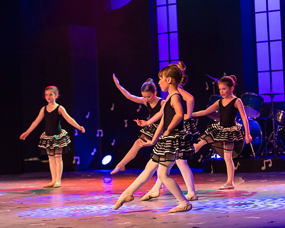 Maggie Monk - Act 1 - 5. Dance Of The Reed Flutes (2 of 59)