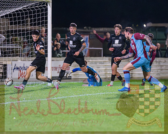 Chesham Utd 3 v 1 Chippenham Town (374 of 416)