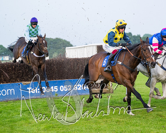 Race 5 - Peter Wright Handicap (58 of 117)