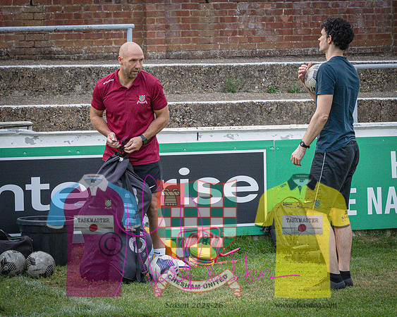 Chesham United 1 v 7 QPR (63 of 579)