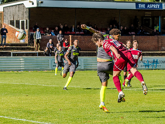 Chesham Utd 2 Staines Town 0 (7 of 79)
