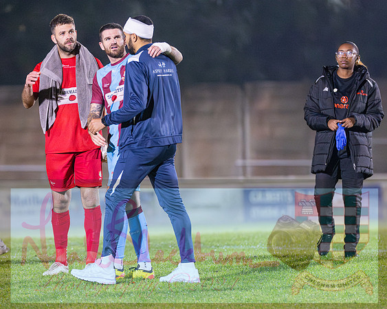 Chesham Utd 3 v 1 Chippenham Town (389 of 416)