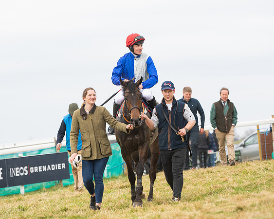 Race 5 - The Ineos Home Counties Grand National (76 of 133)