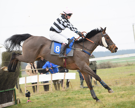 Race 3 - Novice Riders Race (102 of 180)