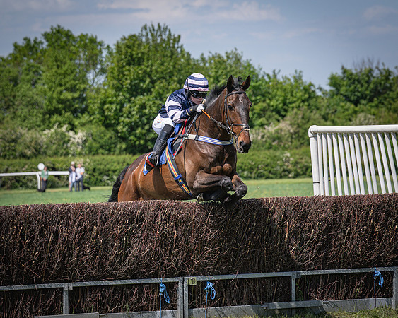 Race 1 The Bonners & Babbingtons South Midlands area conditions (15 of 73)