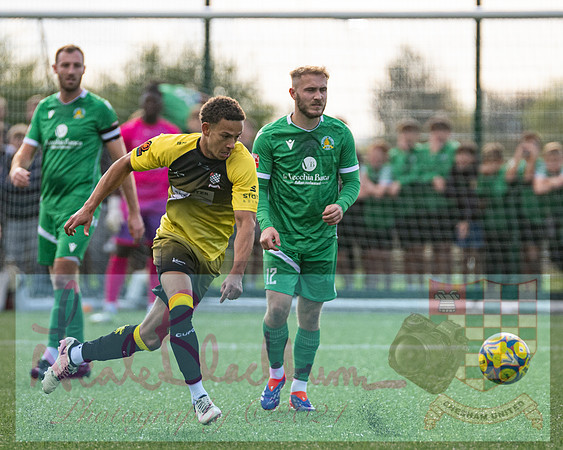 Bishops Cleever 0 v Chesham Utd 0 (101 of 365)