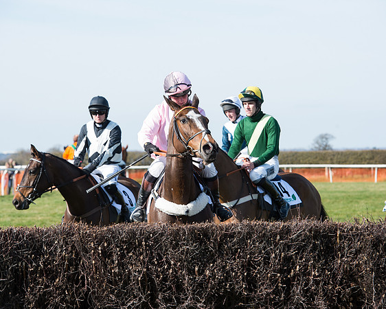 Race 2 - Open Maiden Div 2 (41 of 124).jpg
