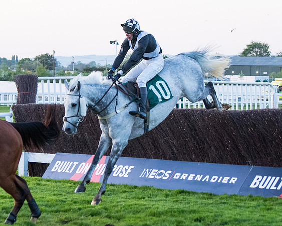 Race 7 - Glos Hussars  (153 of 245)