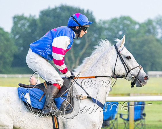 Race 5 - Peter Wright Handicap (32 of 117)